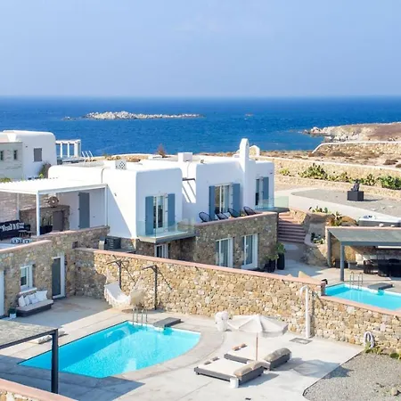 Aqua 4, 2 Private Pools And Jacuzzi, Mykonos Villa Mykonos Town