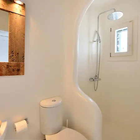 Aqua 4, 2 Private Pools And Jacuzzi, Mykonos Villa *