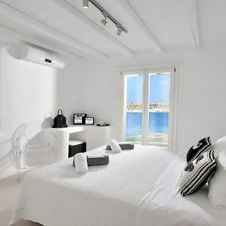 Aqua 4, 2 Private Pools And Jacuzzi, Mykonos * Mykonos Town