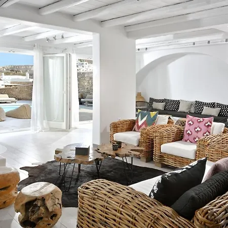 Villa Aqua 4, 2 Private Pools And Jacuzzi, Mykonos *