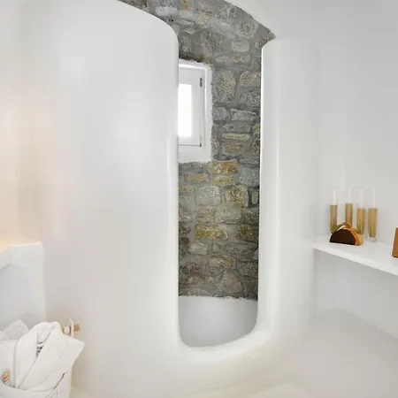 Aqua 4, 2 Private Pools And Jacuzzi, Mykonos Villa Mykonos Town