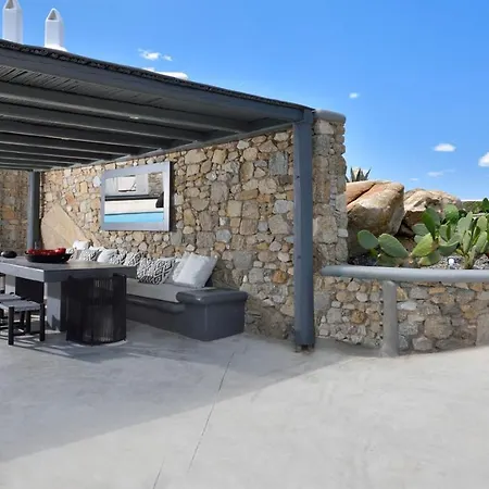 Aqua 4, 2 Private Pools And Jacuzzi, Mykonos * Mykonos Town